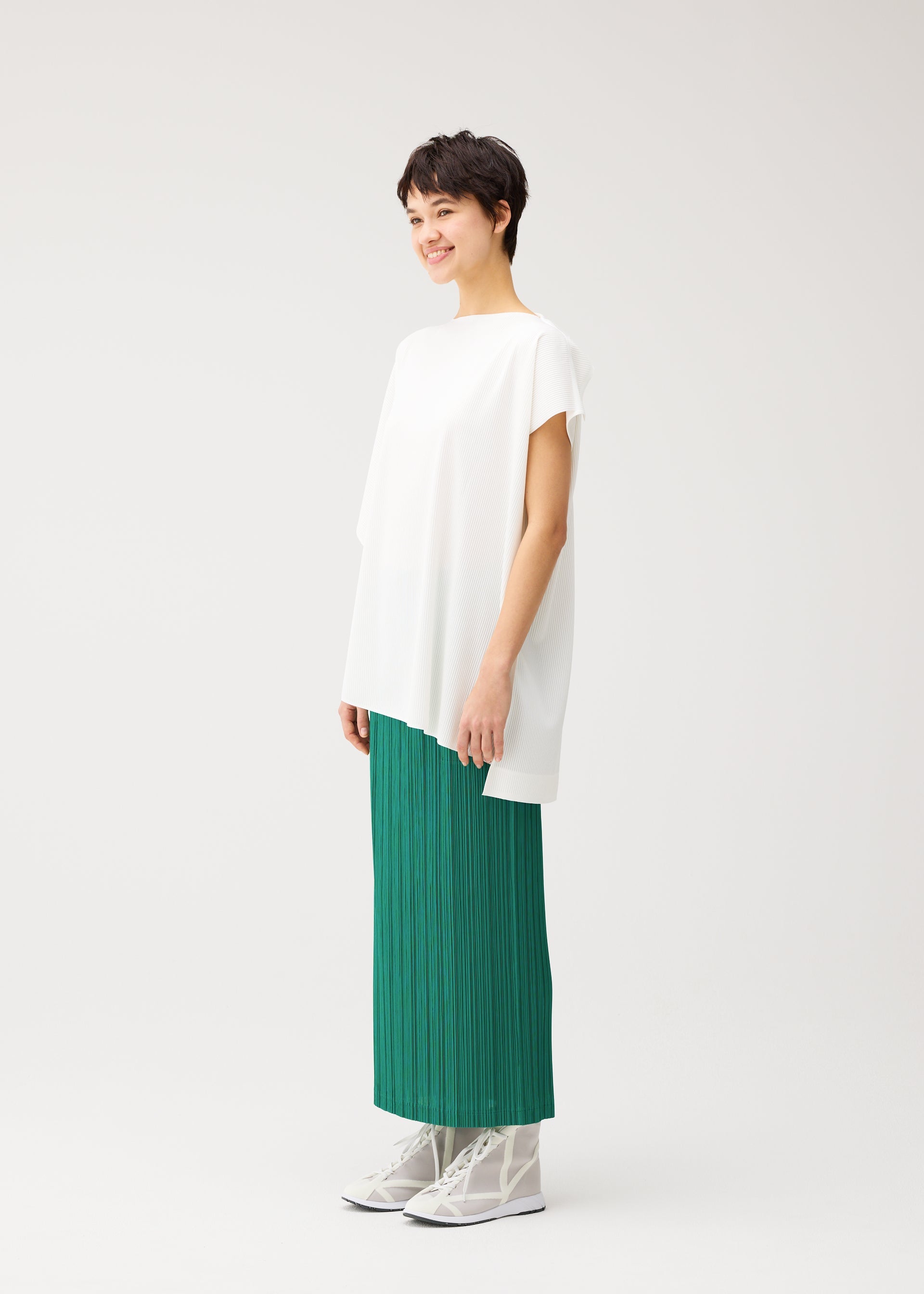 A-POC SLICE Shirt White – ISSEY MIYAKE EU