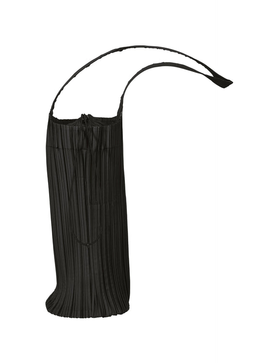A product shot of the PLEATS PLEASE ISSEY MIYAKE PLEATS SWAN BAG bag in black.