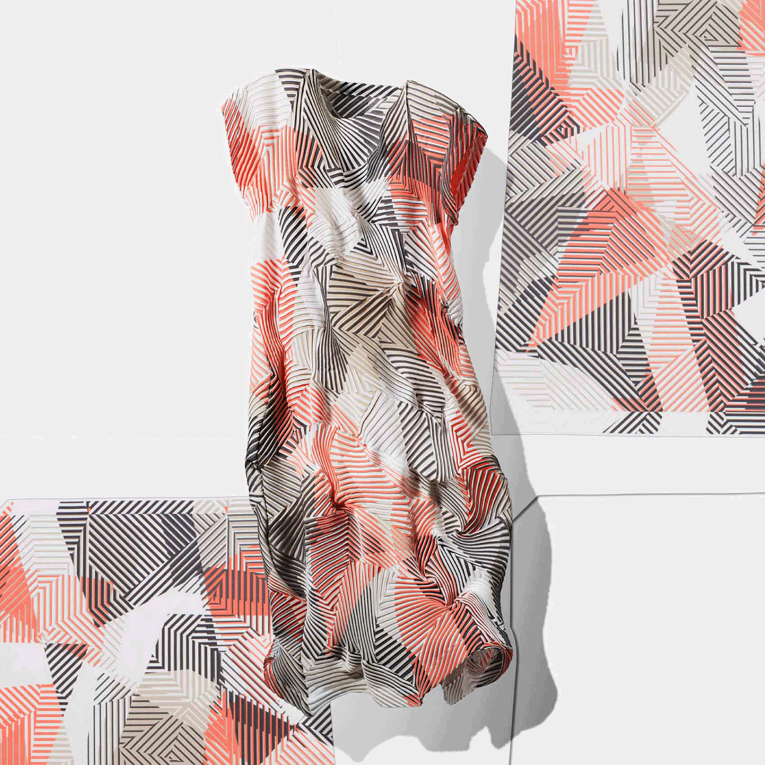 【美品】A-POC ABLE ISSEY MIYAKE TYPE-P 002 A-POC ABLE ISSEY MIYAKE – ISSEY MIYAKE ONLINE STORE